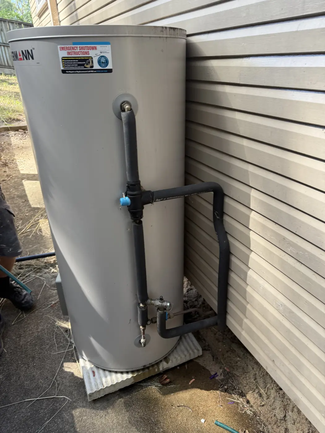 Data plate location on a heat pump