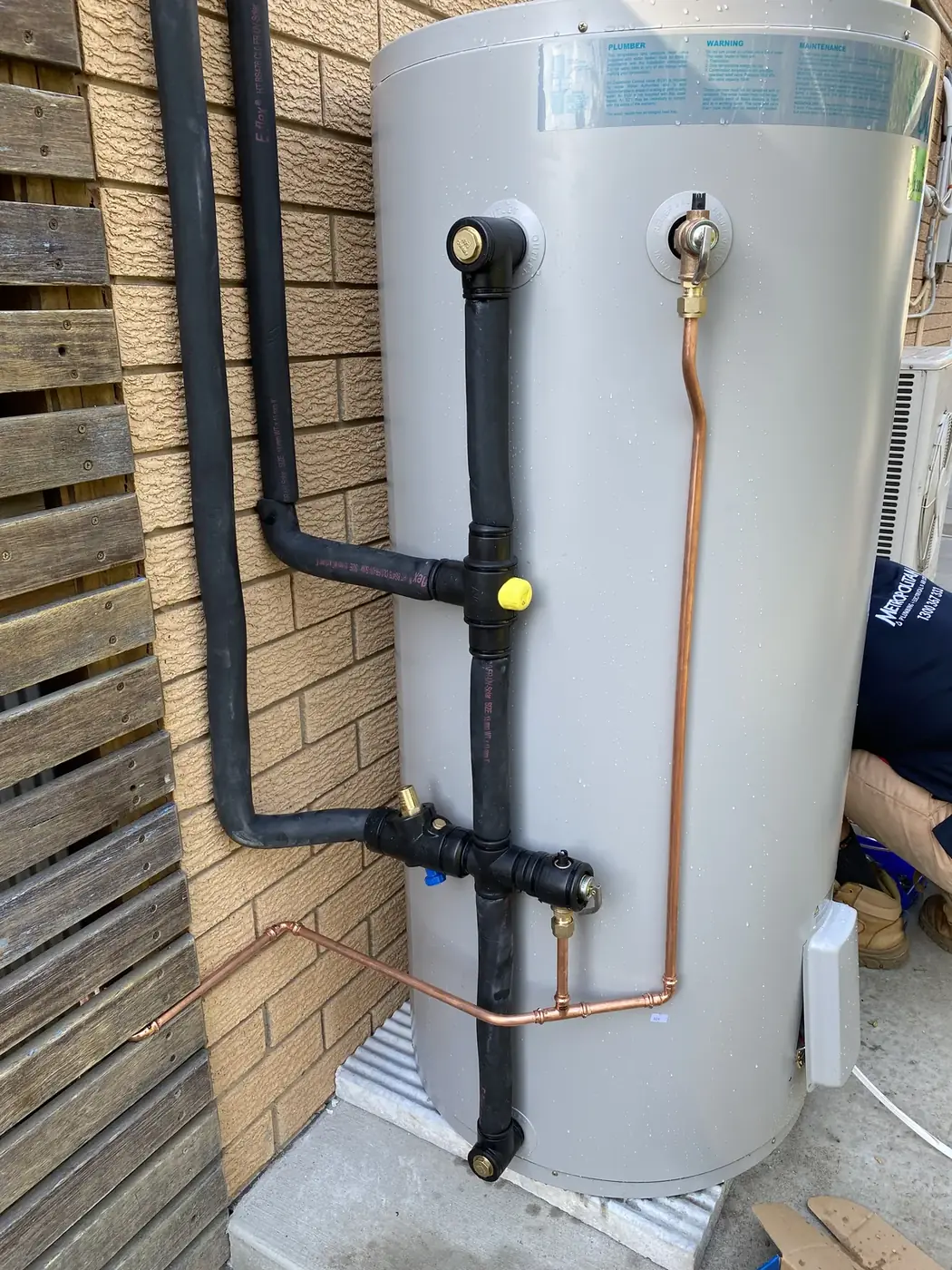 Electric storage tank installed
