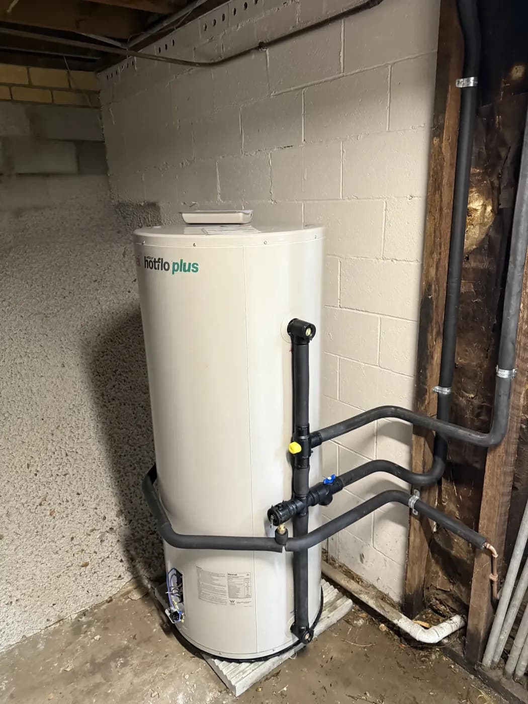 Tank swapped in under the house - after